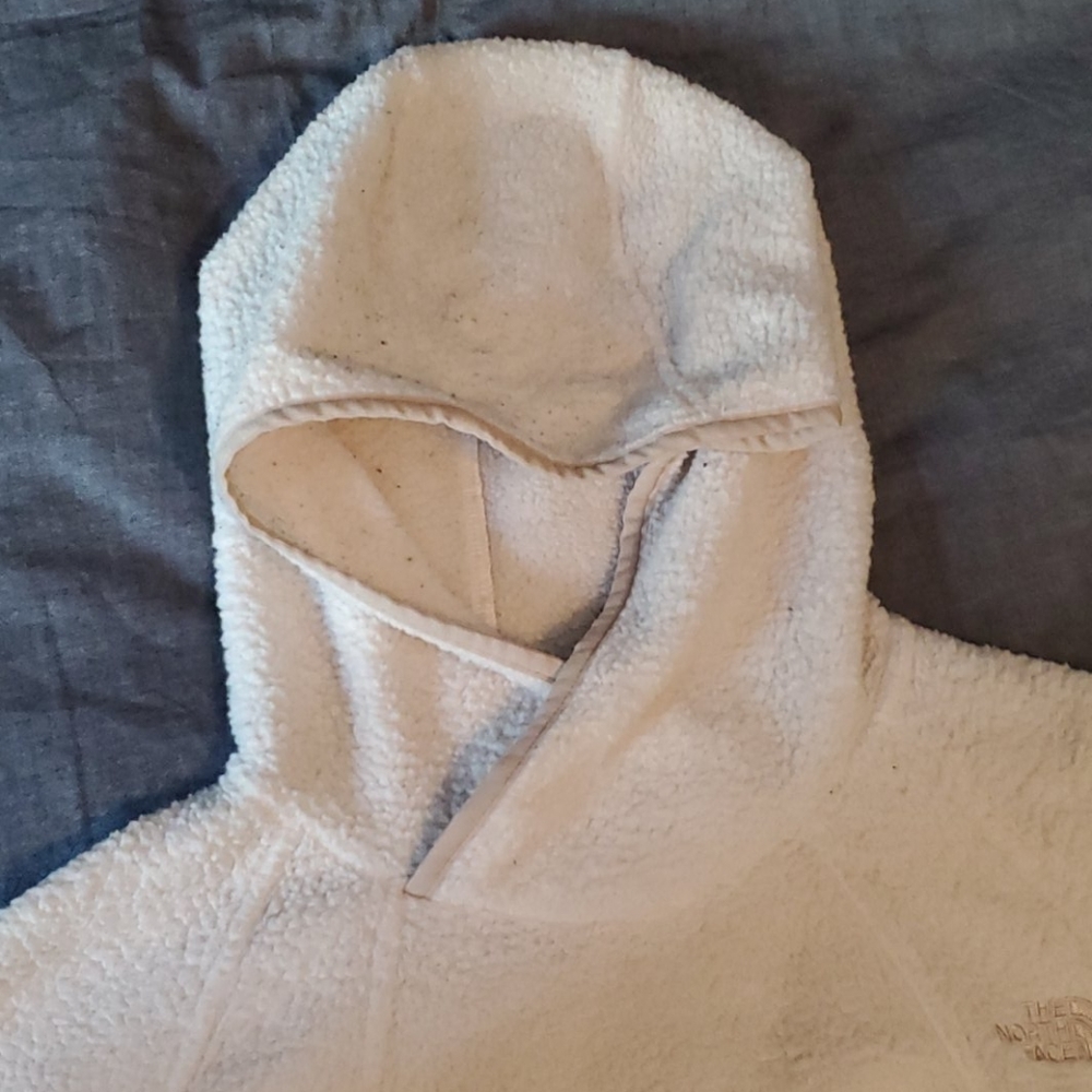 Pullover - Picture 3 of 4